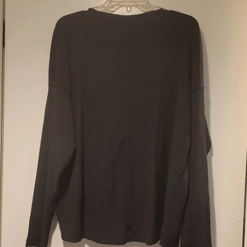 Anthropologie Brand New Textured Black Ling sleeve Top. XL. NWT! - Picture 12 of 15